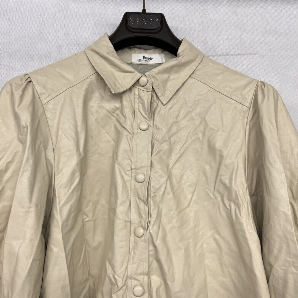 NEW Medium M The Frankie Shop Leandra Faux Leather Shirt In Beige Button Down - Picture 5 of 9